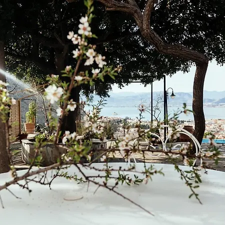 Holiday home Dafnes