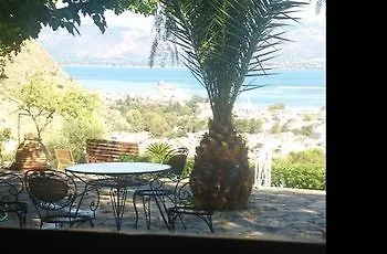 Vakantiehuis Dafnes *
